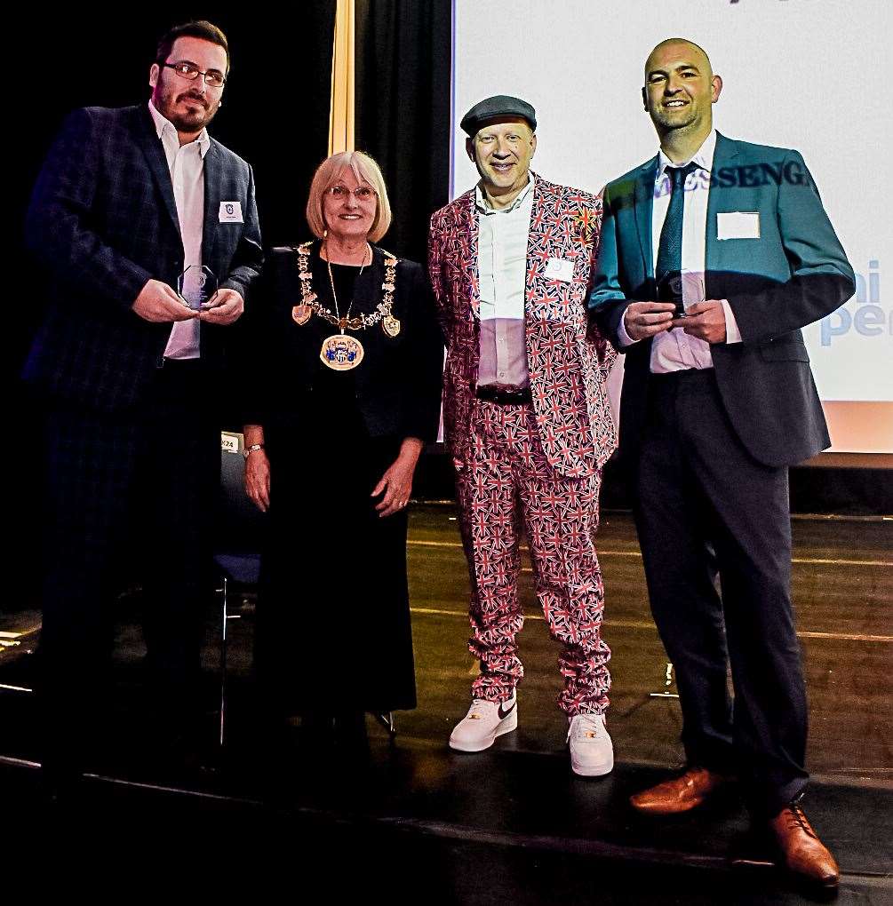 Charity fundraisers Adam Palmer and Ashley Stone, either side of mayor Cllr Jan Aldous and sponsor Spencer Fortag, of Dockside Property Services. Picture: Lasting Impressions Photography – By Hayley