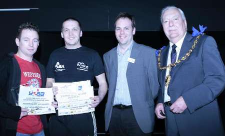 Westree Boxing Club with the KM Group's Richard Trevena and the Mayor of Maidstone Peter Parvin. Westree won the KM's Service to Sport award at the Maidstone Youth Sport Achievements Awards 2009