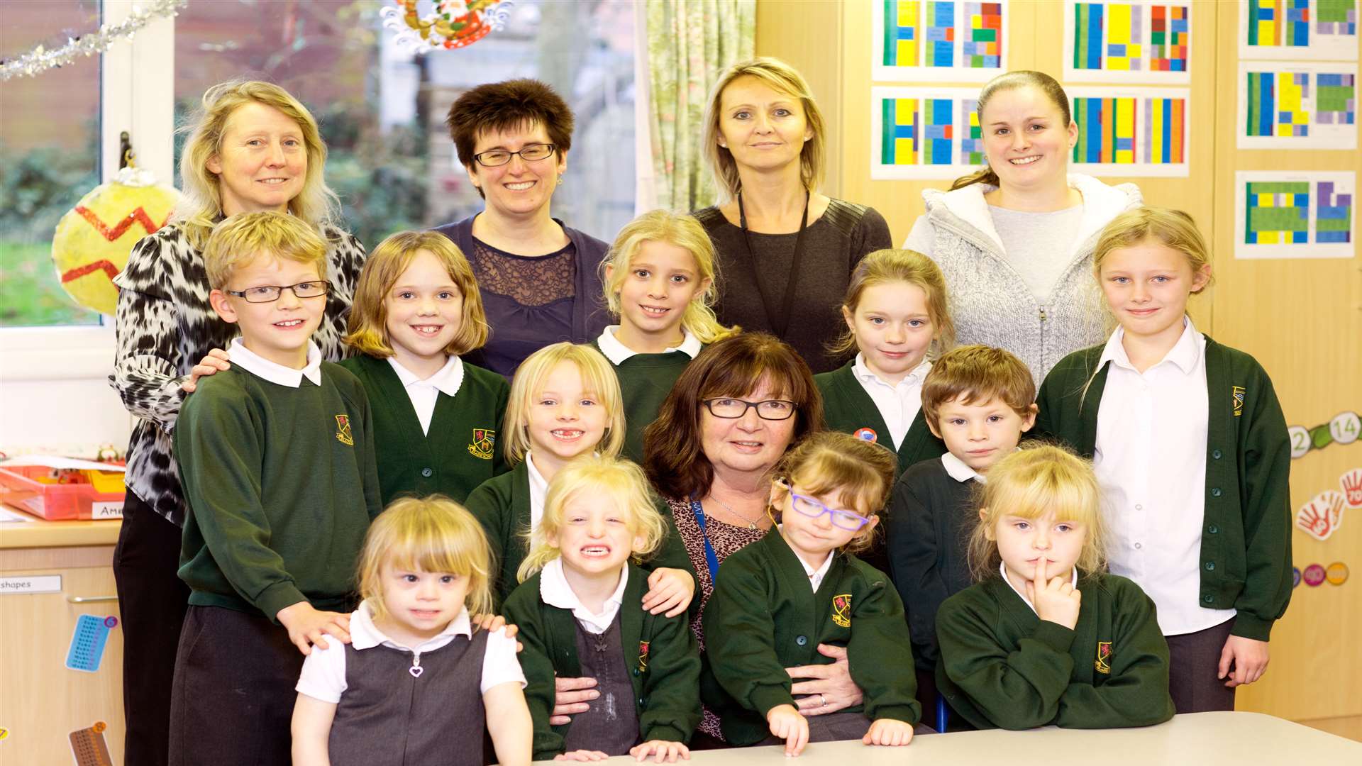 Pupils with teaching staff Louise Pearson, Lynn Miles, Alison Cattanach, Susie Martin and Jayne Laker