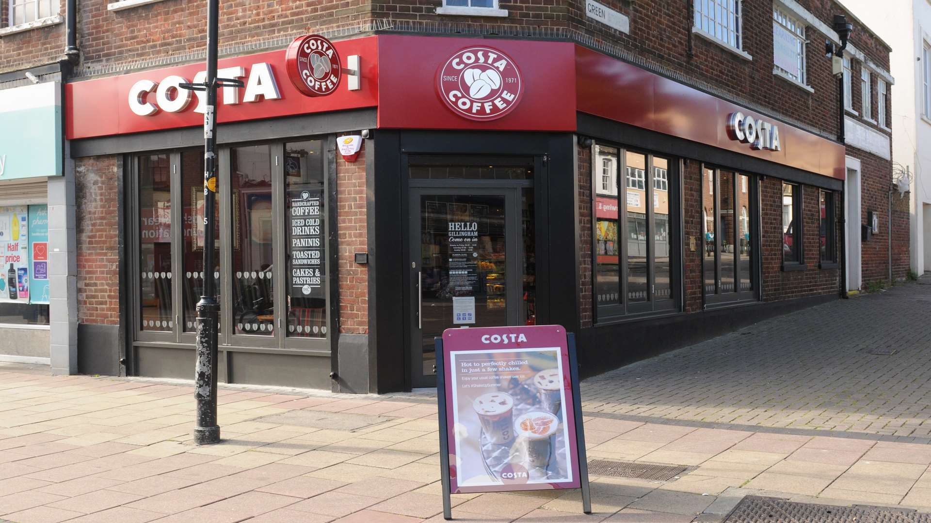 The new coffee shop is on the corner between the High Street and Green Street.