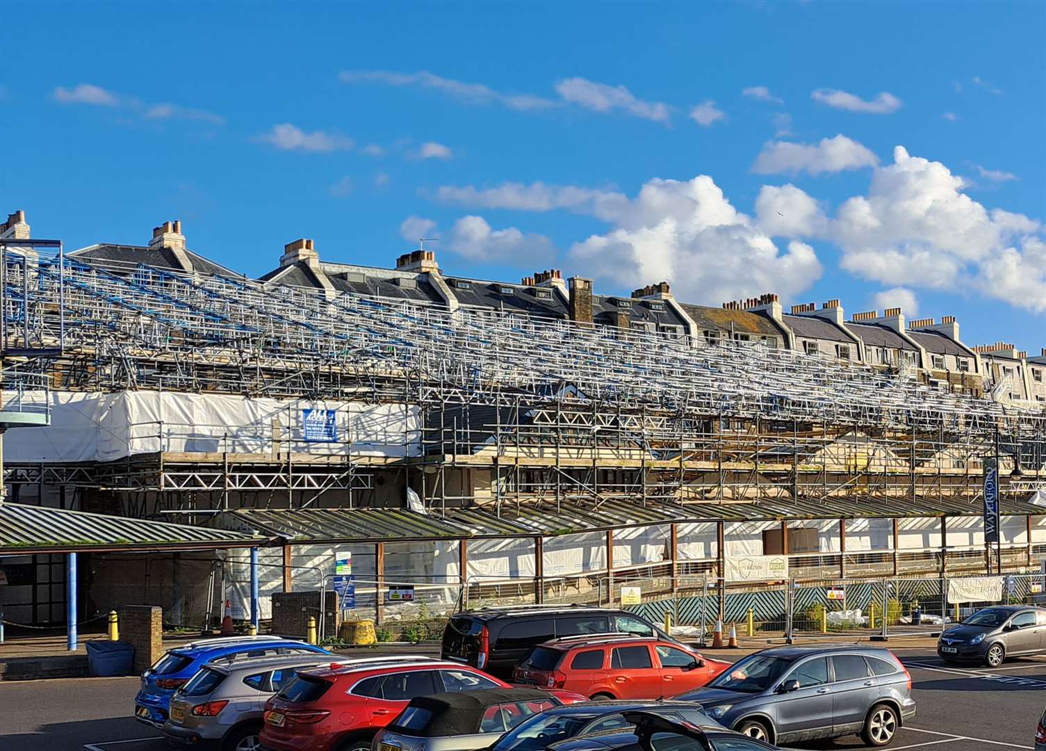 Part of the roof at De Bradelei Wharf has now been removed ahead of total demolition