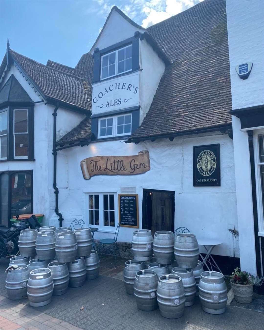A delivery of Goachers Ales at the Little Gem - full casks on the left, empties on the right. Image: Goachers Ales