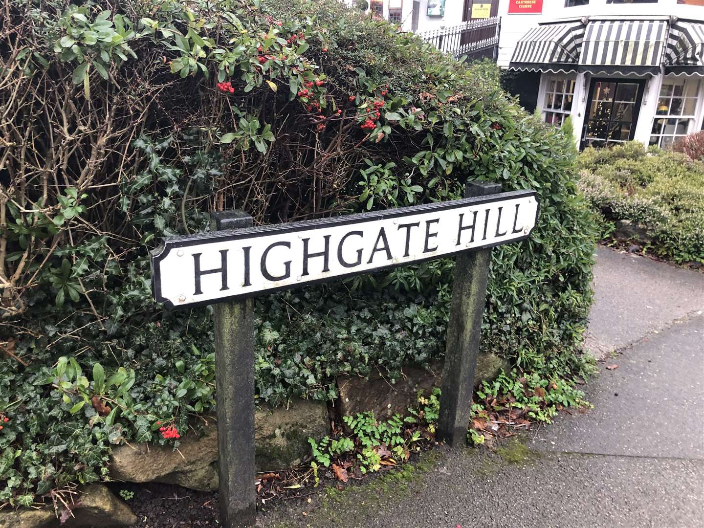 Access would be from Highgate Hill