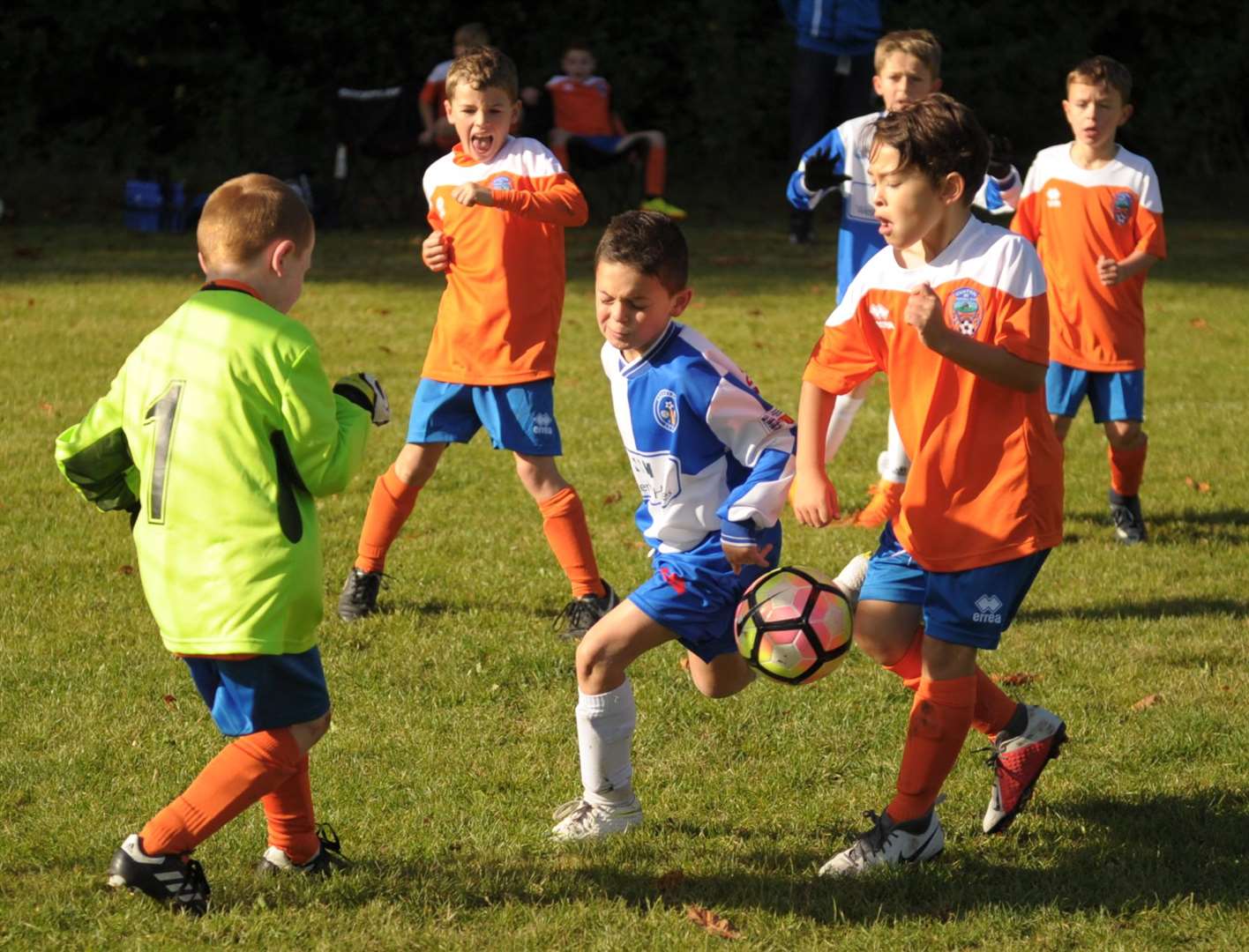 Cuxton 91 under-8s and Bredhurst Juniors Youth get stuck in Picture: Steve Crispe