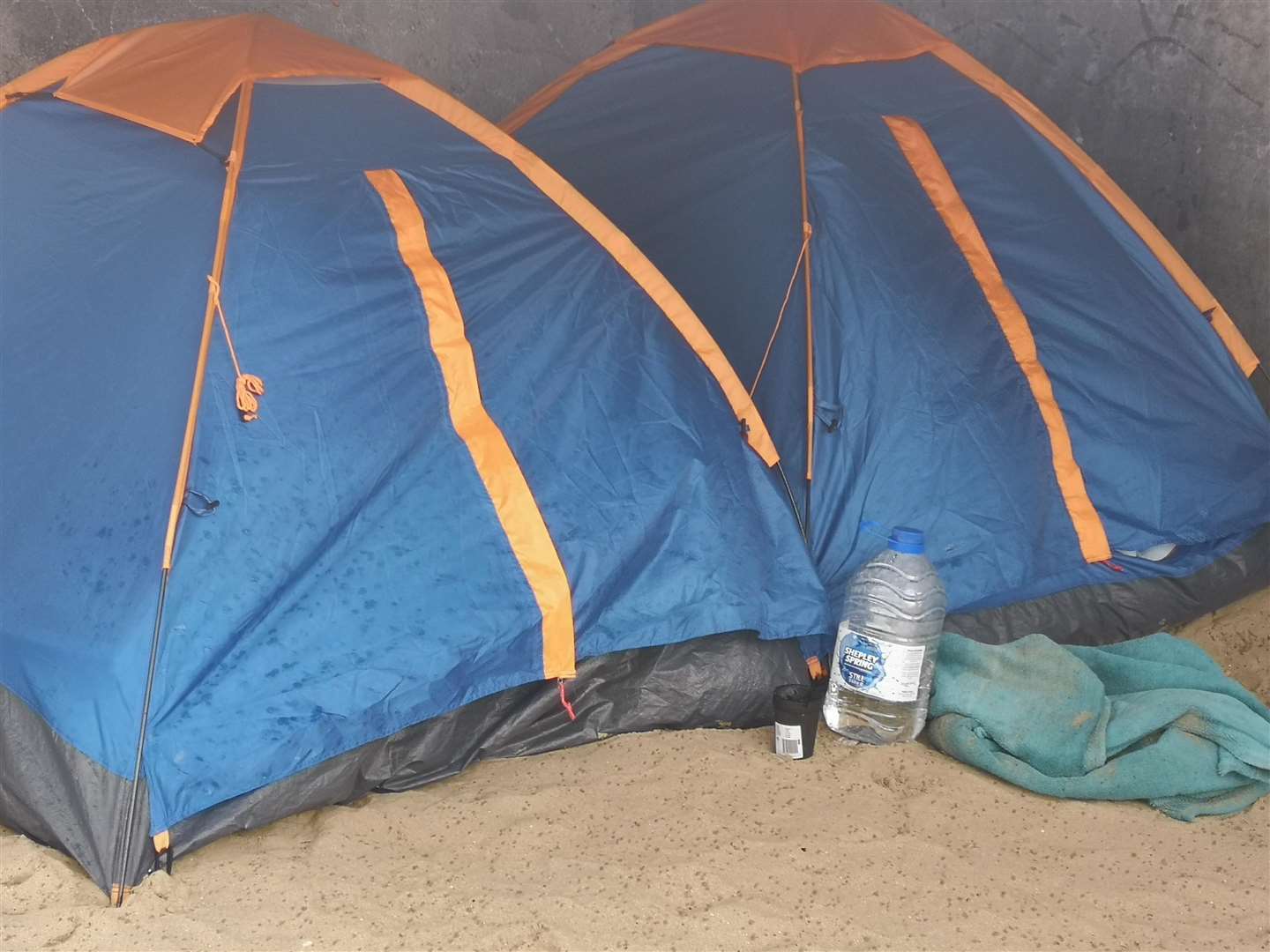 The tents are all the family have (5082681)