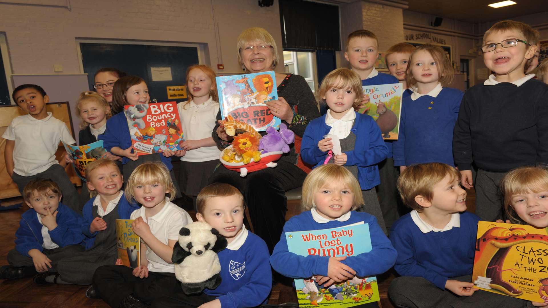 Julia Jarman visited reception pupils at Newington Primary School