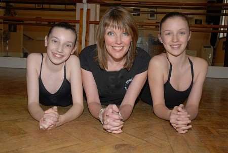 Brittany Hope Tooms-Peel and Paige Varrell with teacher Amanda Tooms (centre)