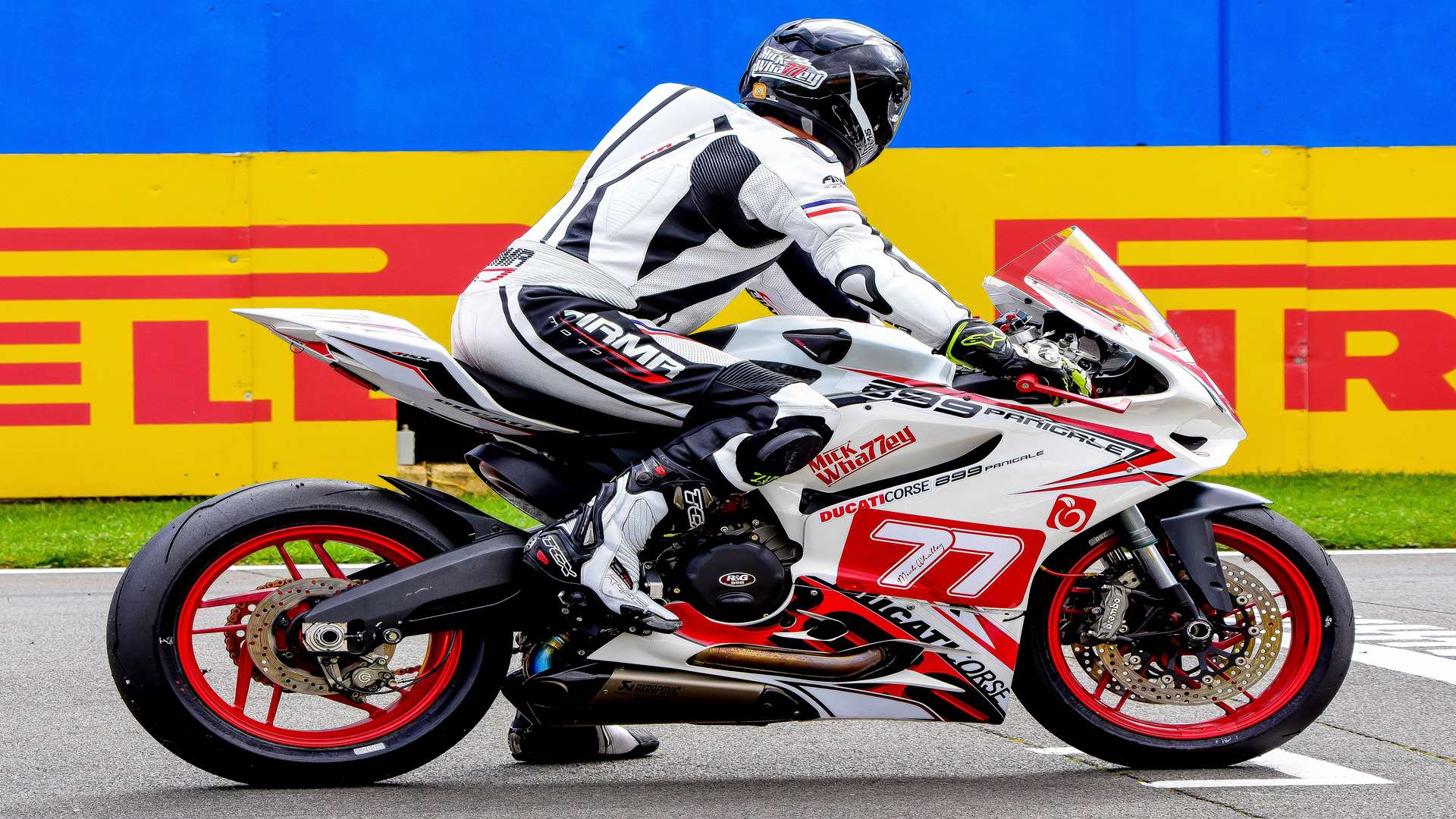 Mick Whalley lines up on the grid at Donington Picture: CAMIPIX