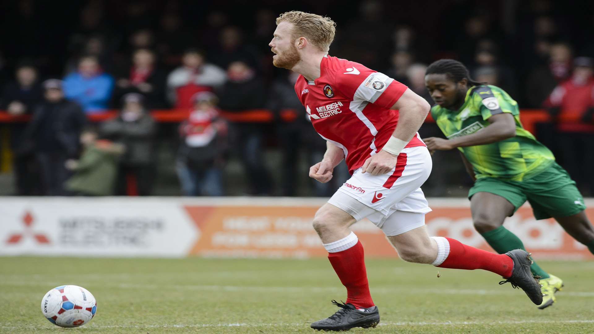 Kenny Clark brings the ball out of defence for Ebbsfleet against Hemel Picture: Andy Payton
