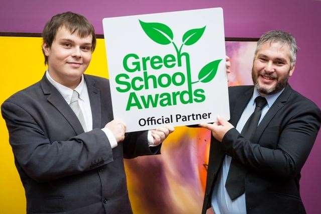 Medway Council's Alex Wood and Nathaniel Prodger promoting the Green School Awards (20052561)