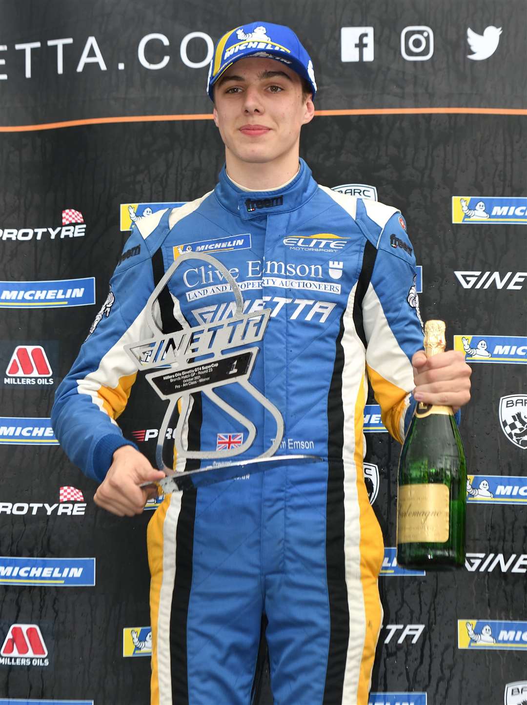 Tom Emson, from Hythe, grabbed his first Ginetta GT4 Supercup victory in the season finale