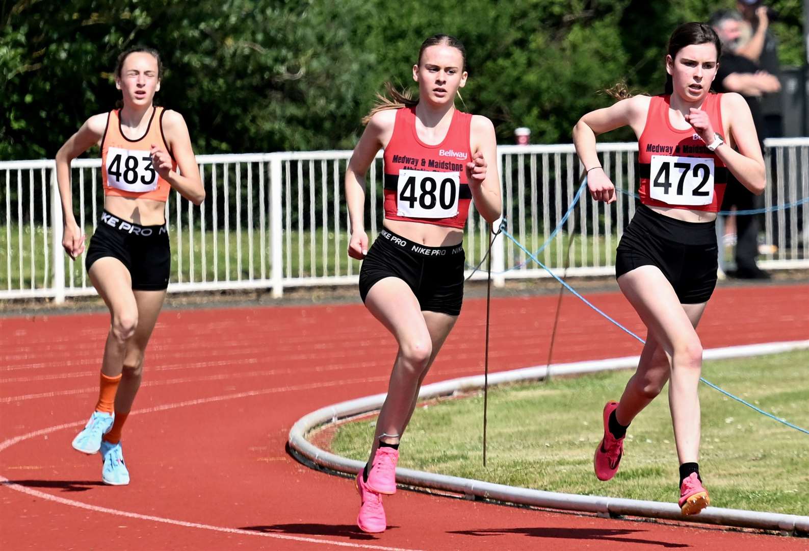 Action from the Under-17 Women’s 800m final as Medway & Maidstone AC duo Jennifer Clayton (472) and Heidi Hughes (480) finish fifth and sixth respectively, with Aimee Price of Bexley AC in seventh. Picture: Simon Hildrew