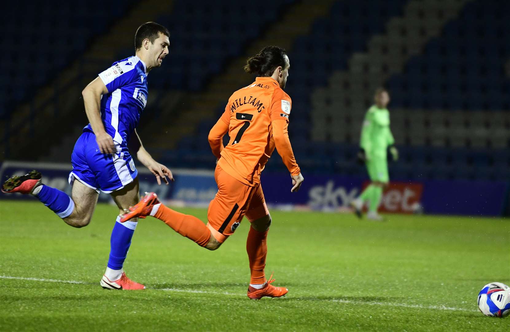 Tom O'Connor chases down Portsmouth's Ryan Williams Picture: Barry Goodwin