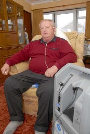 Bomb test veteran Bert Tomlin, who is permanently on oxygen and has not left his home for months