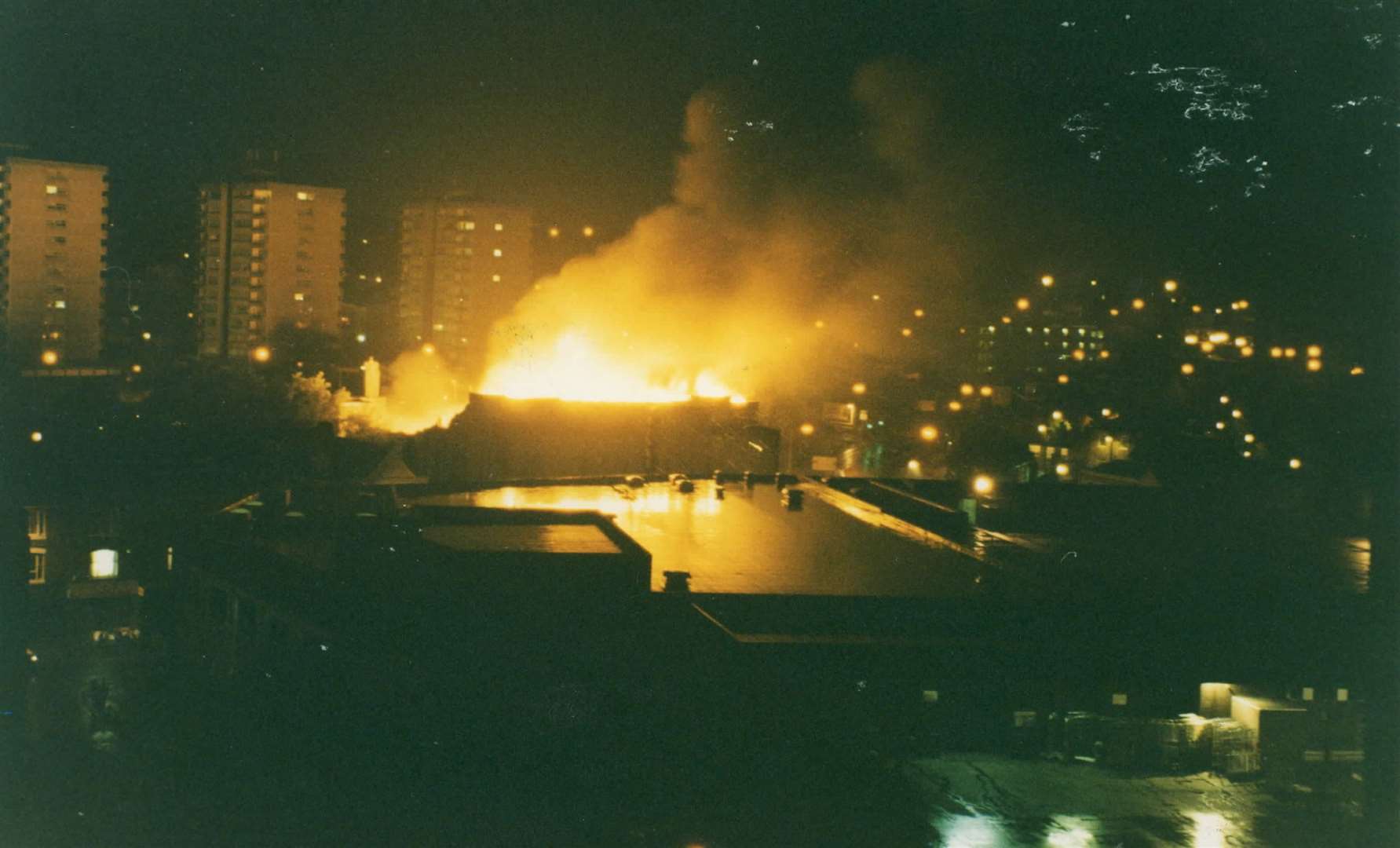 Fire ripped through the old Gala bingo building in Chatham High Street on September 30, 1998