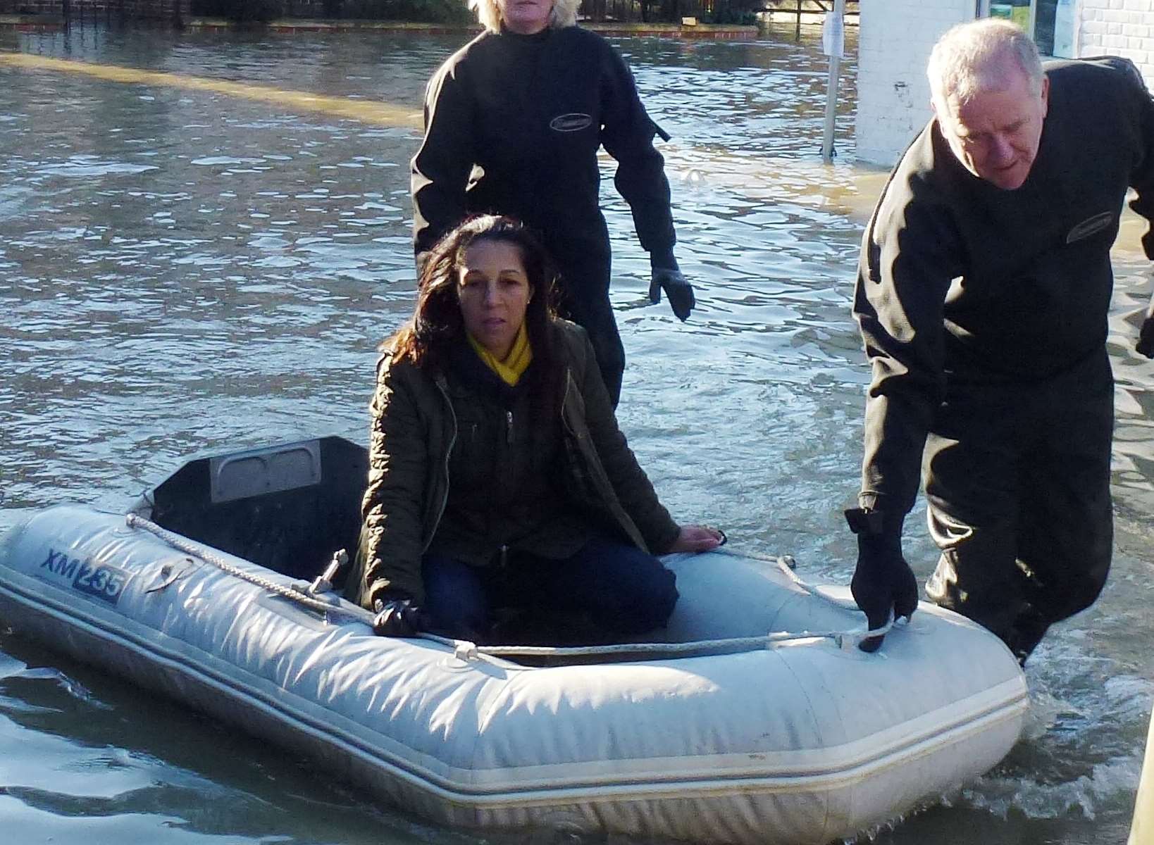 Helen Grant visiting constituents following the floods in 2013