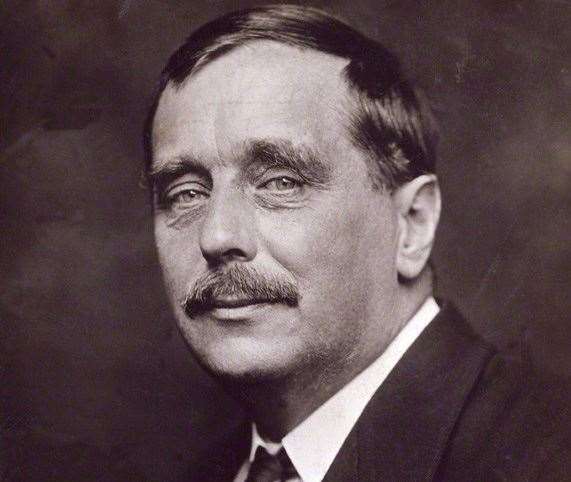 HG Wells wrote many books including War of the Worlds