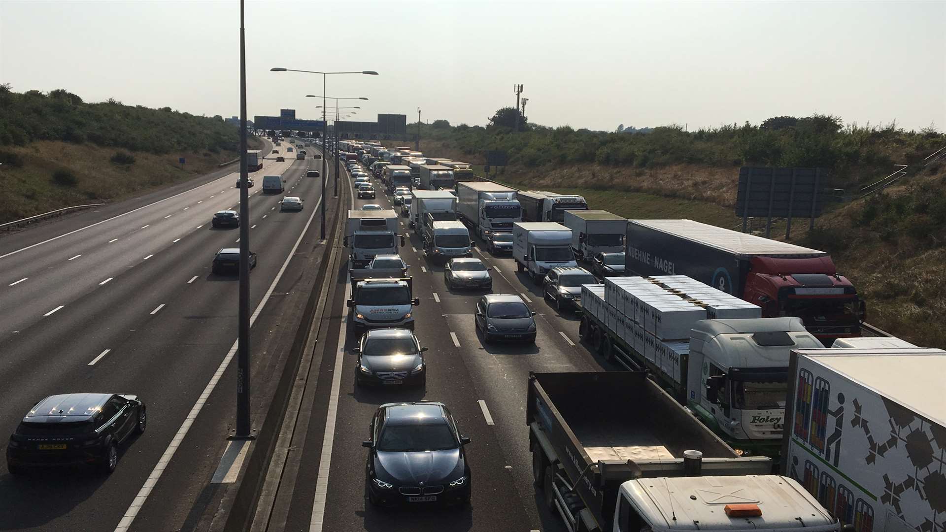 One of the M25 carriageways will be shut tonight for repairs. Picture: Justin Scrutton