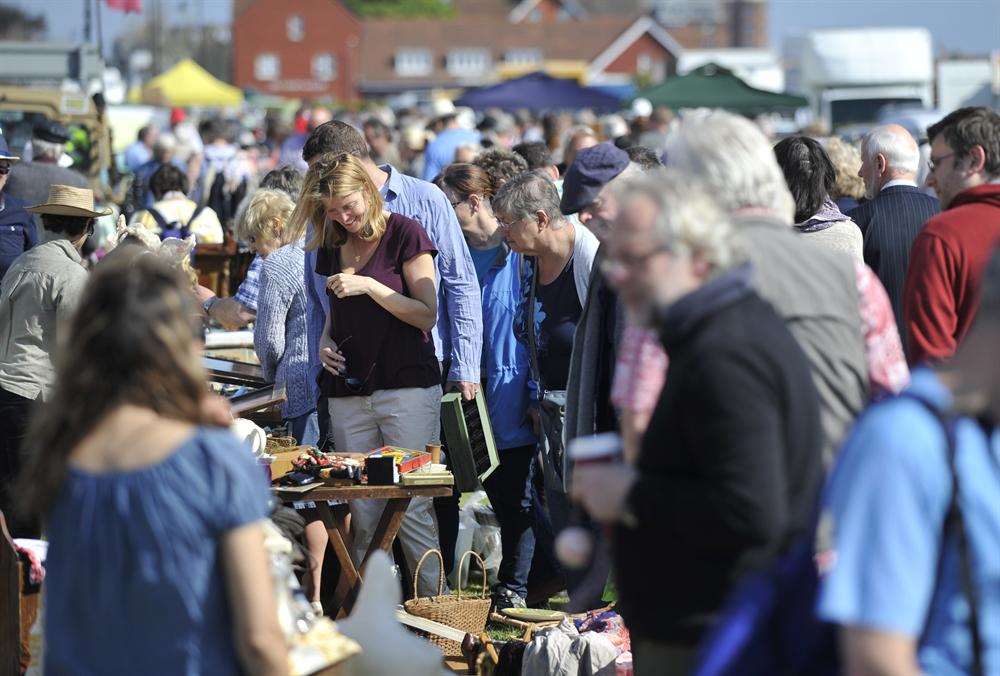 Walmer Parish Council is gearing up for another successful Brocante on Walmer Green tomorrow (Bank Holiday Monday)
