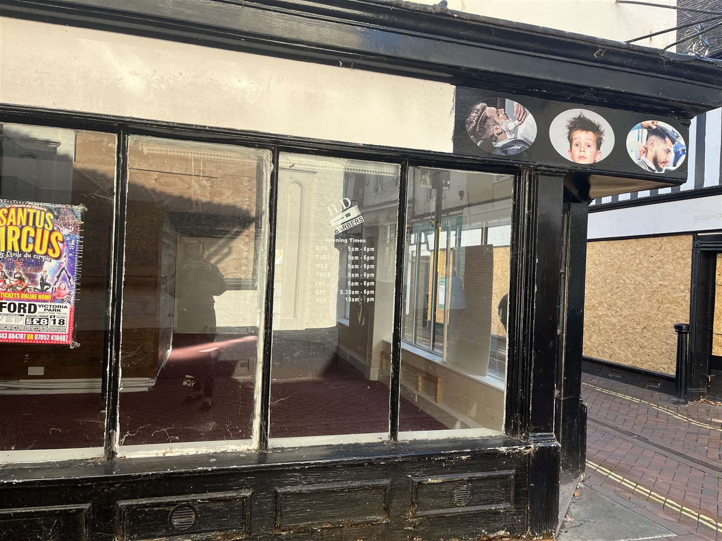 A barbers behind the John Wallis pub has closed its doors