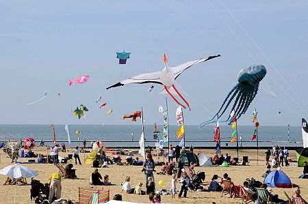 Kites over Margate Sands