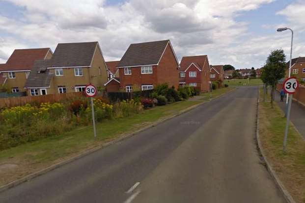 A teenage girl says she was grabbed by a girl in Swann Way in Hawkinge. Picture: Google Street View