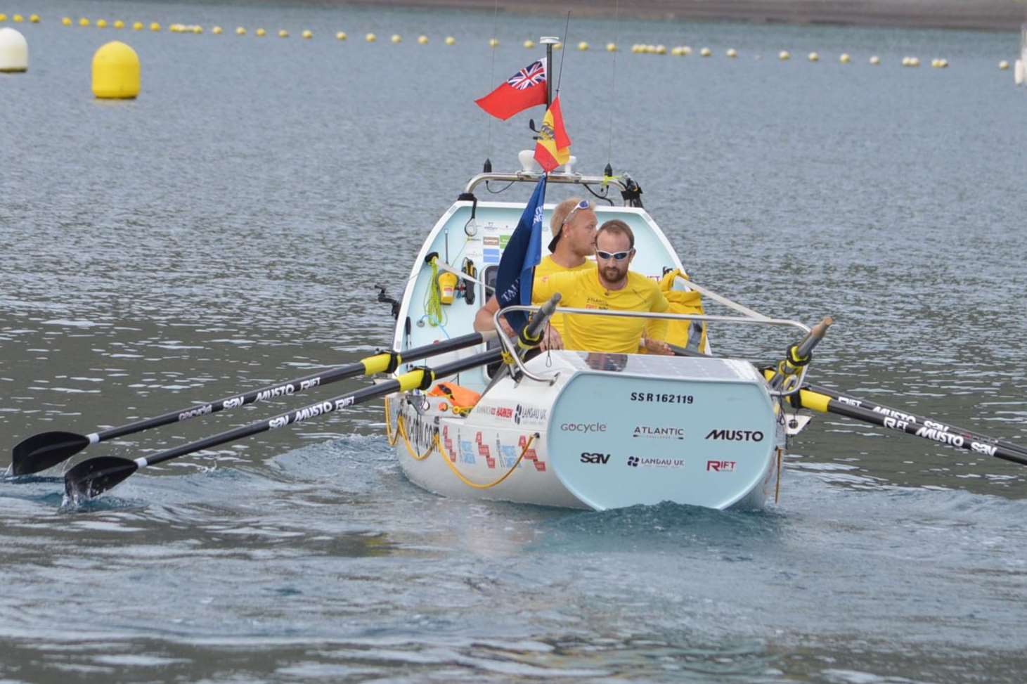 Olly Clark and Dan Parsons aboard Atlantic Challenge