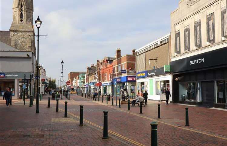 Sittingbourne High Street is seeing further anti-social behaviour