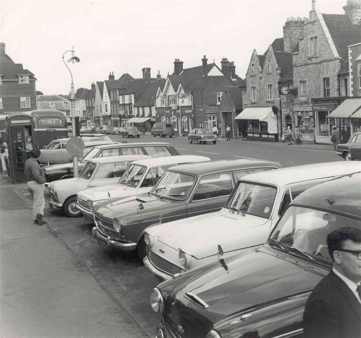 High Street in West Malling in August 1969