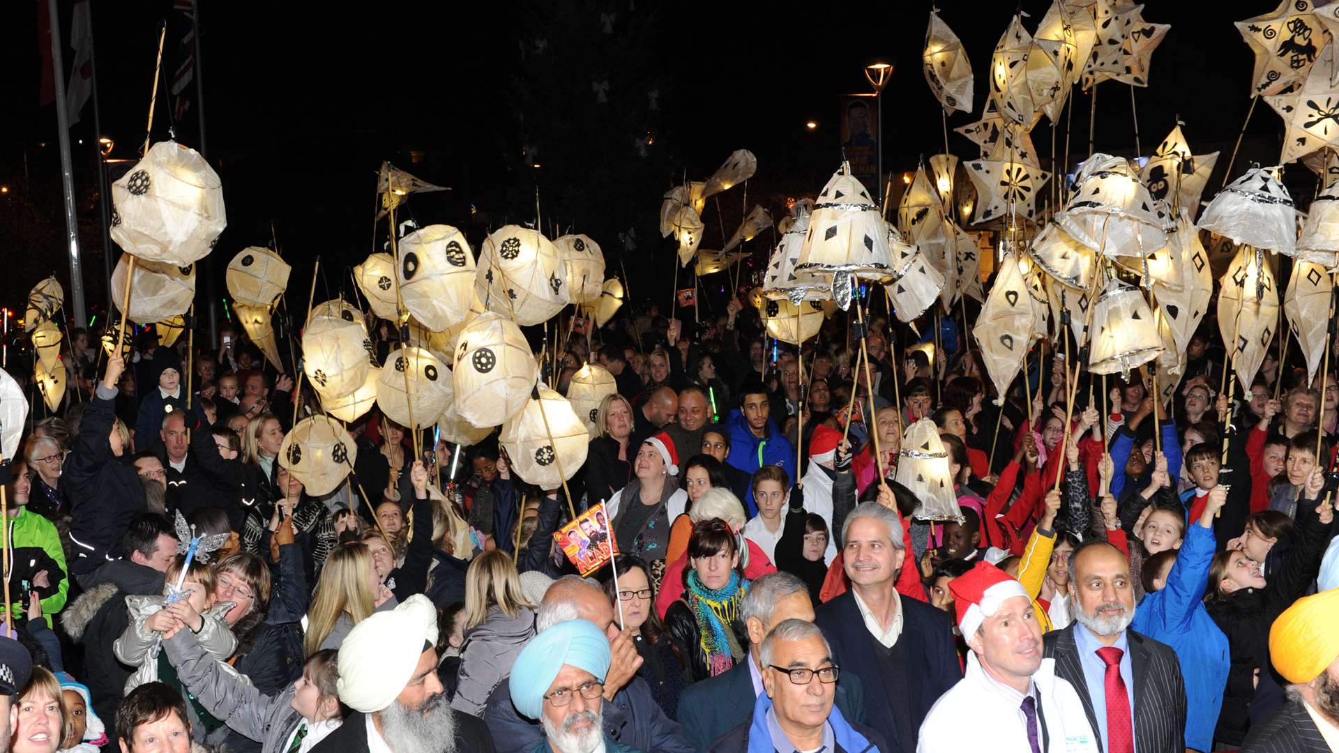 Hundreds are expected to take part in and watch the annual Christmas lantern parade and lights switch-on in Gravesend town centre