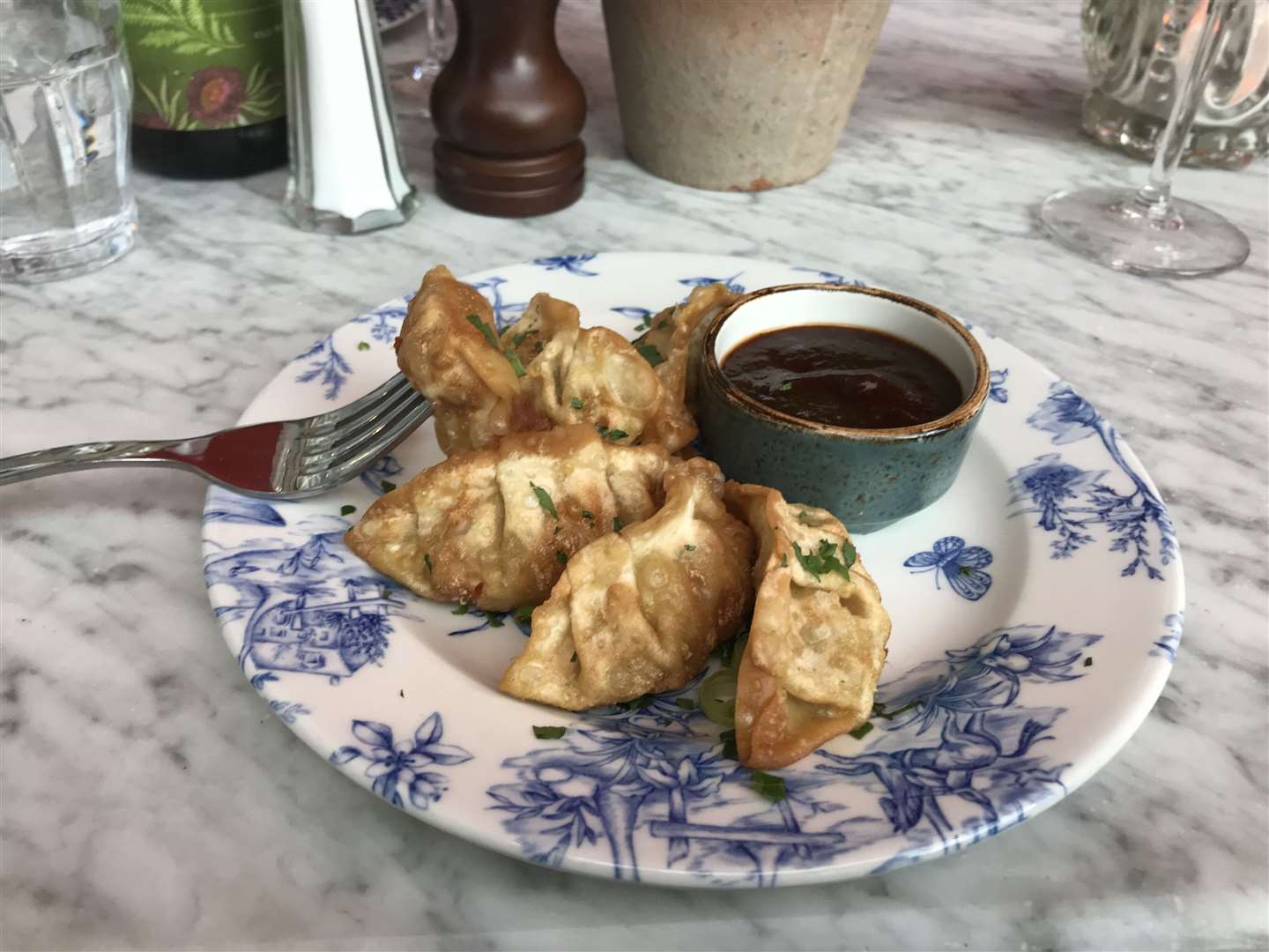 Crispy chicken and sesame dumplings with spicy chutney