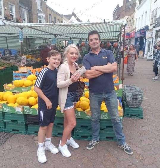 Leah Gray with son Ieuan and Dartford market stall holder Phil Jenns