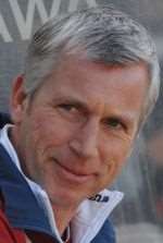 Addicks boss Alan Pardew is set to sign Nicky Bailey