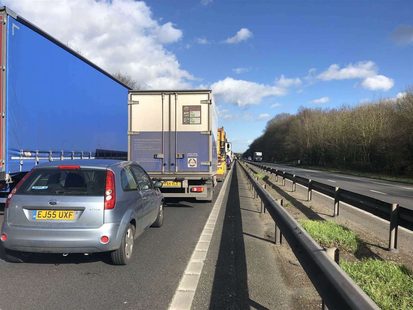 Traffic queuing on the M2 between junctions 4 and 5 (7635349)