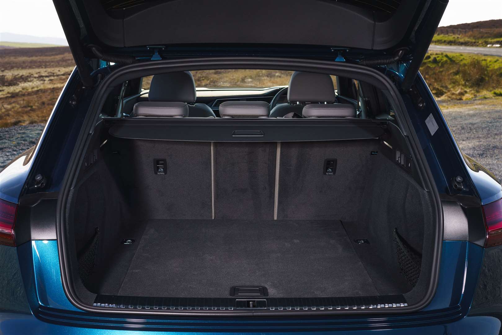 Audi e-tron S (63044935)