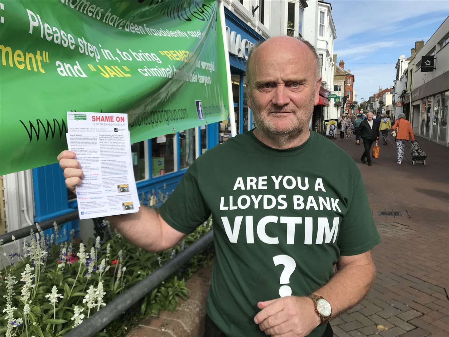 Bryan Henderson makes a stand outside Lloyds Bank in Deal High Street
