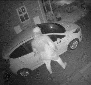 Man trying to break in to cars in Chequers Court, Strood - CCTV from Maxine Shepherd (11781473)