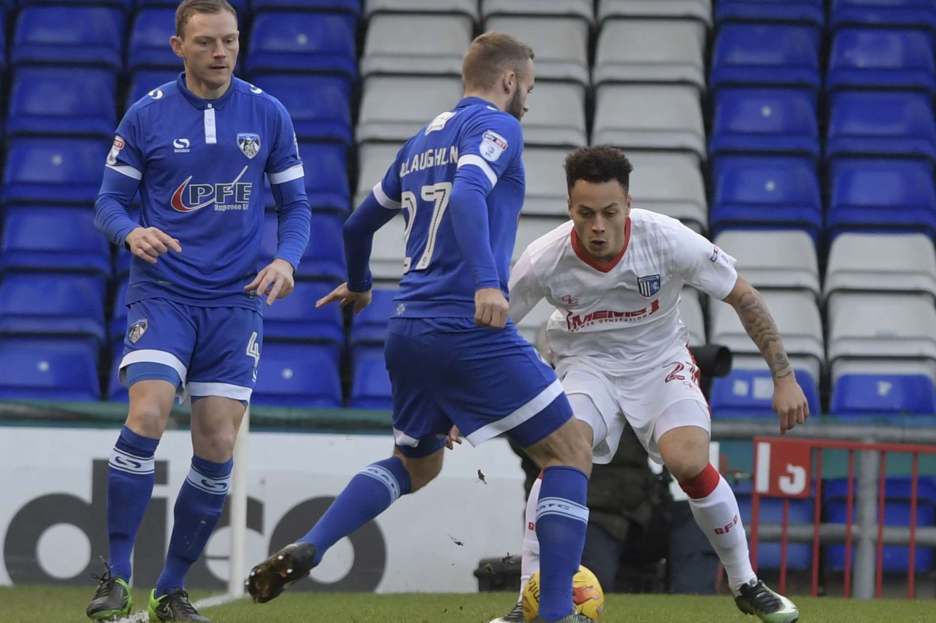 Elliott List battles for Gills on Saturday Picture: Barry Goodwin