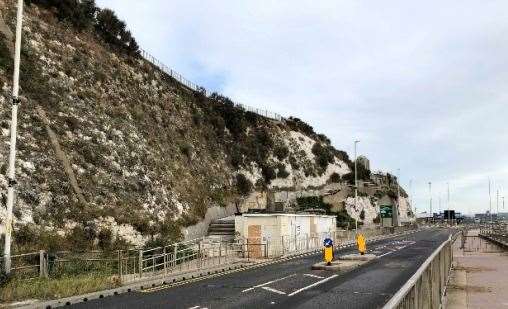 The old cafe would have been demolished to make way for the new building. Picture: Hume Planning/Western Undercliff Ltd