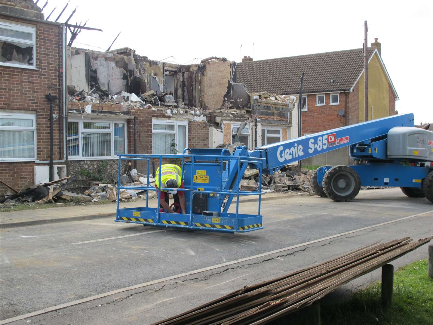 Heavy equipment has been drafted in to remove parts of the unsafe structure in Little Knoll, South Ashford
