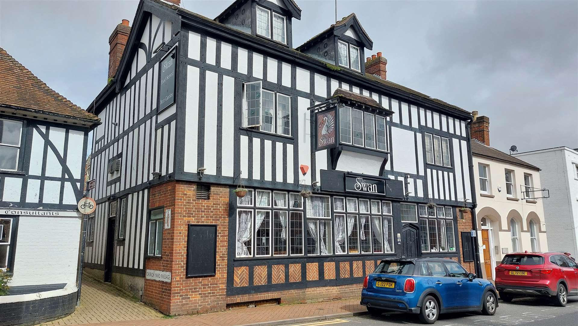 The council has given the green light to turn The Swan into a four bedroom home