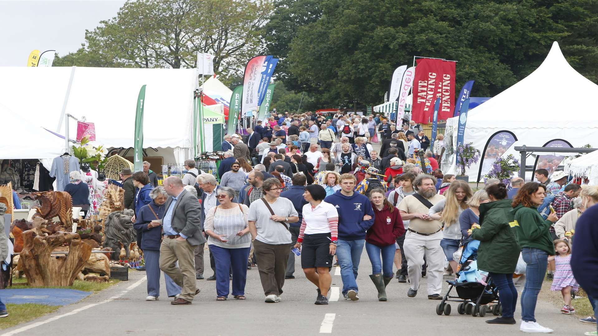 Crowds at the Kent County Show