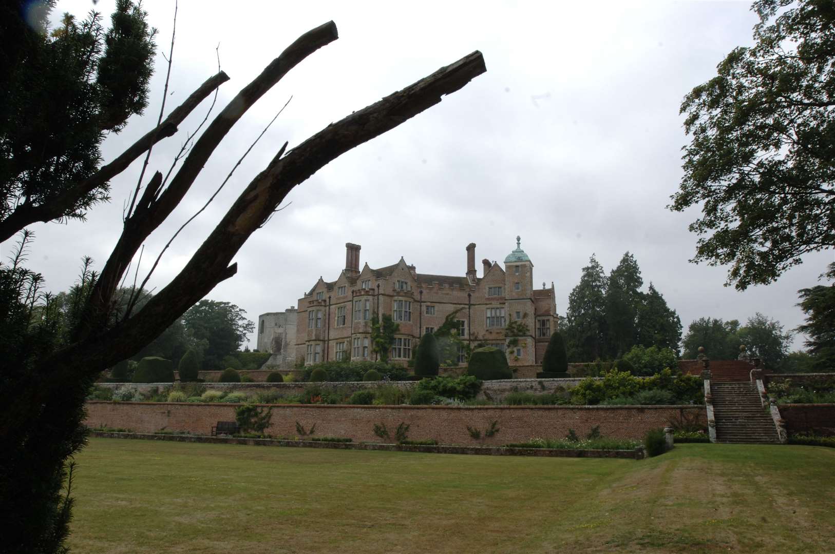 Chilham Castle hosted the reception for Mr Motivator's big day in 1996