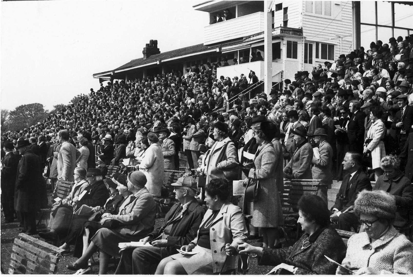 Folkestone Racecourse is packed to the rafters back in the day