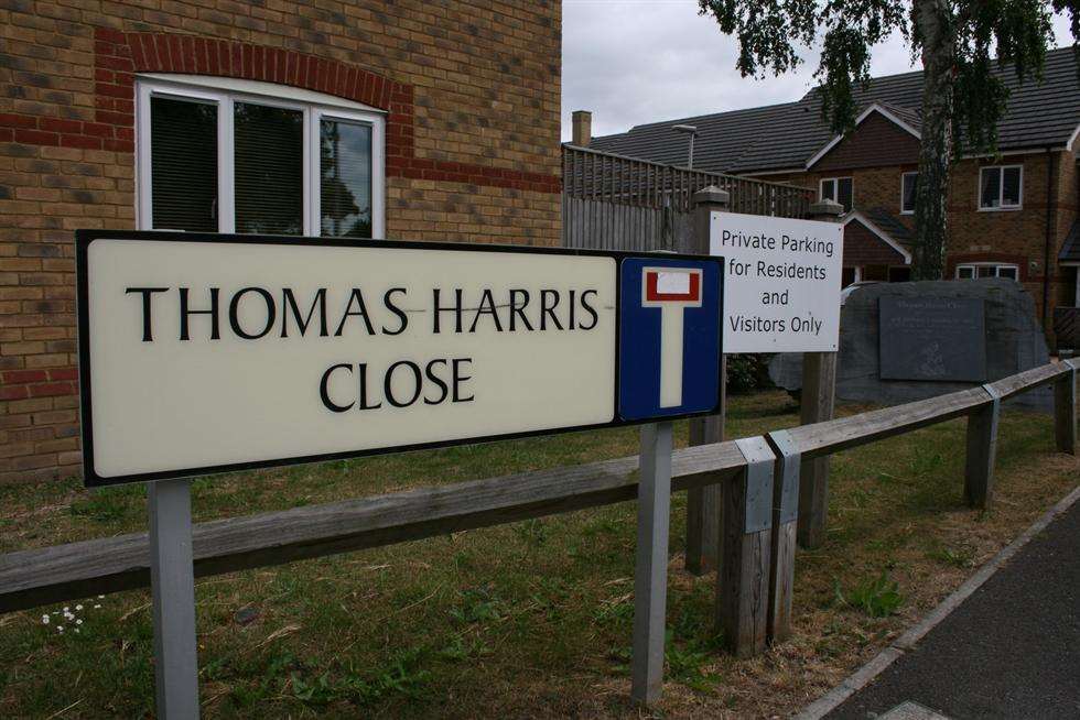 Thomas Harris Close in Halling