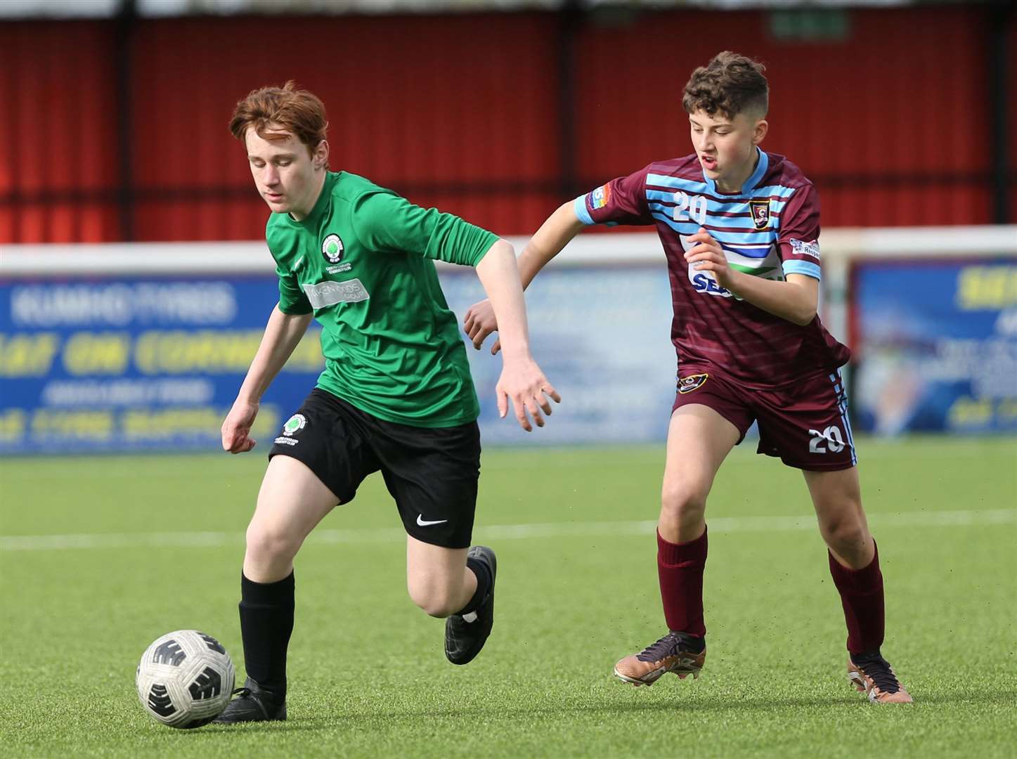 Vinters Rangers under-15s (green) get ahead of Wigmore Youth under-15s. Picture: PSP Images