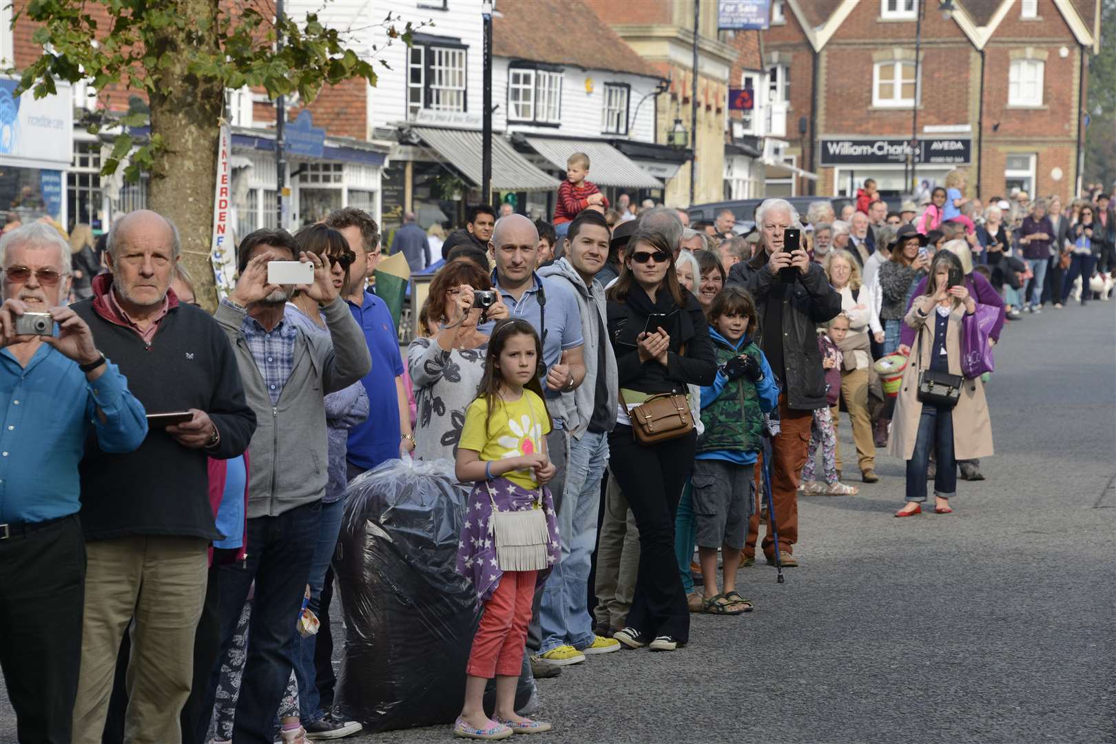 Crowds lined the High Street for the folk festival parade