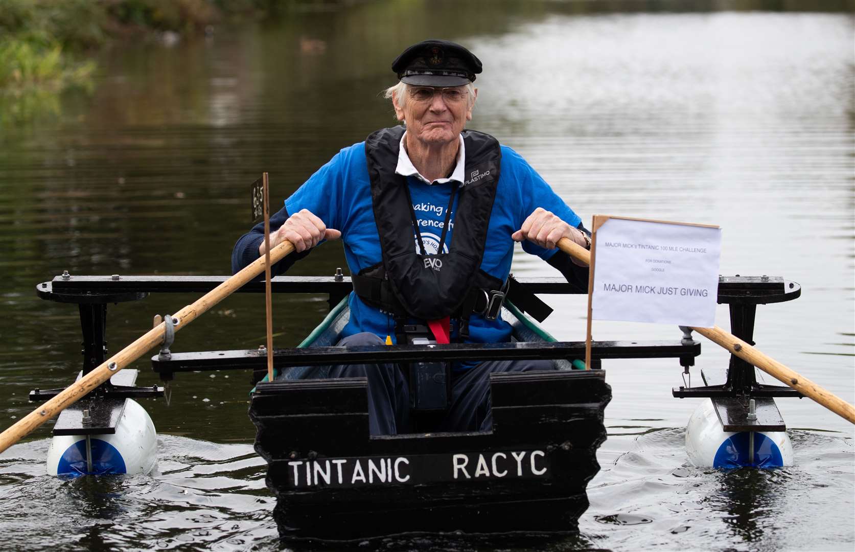 Michael Stanley, also known as ‘Major Mick’, sets off from Hunston, West Sussex, to row along the Chichester canal (Andrew Matthews/PA)