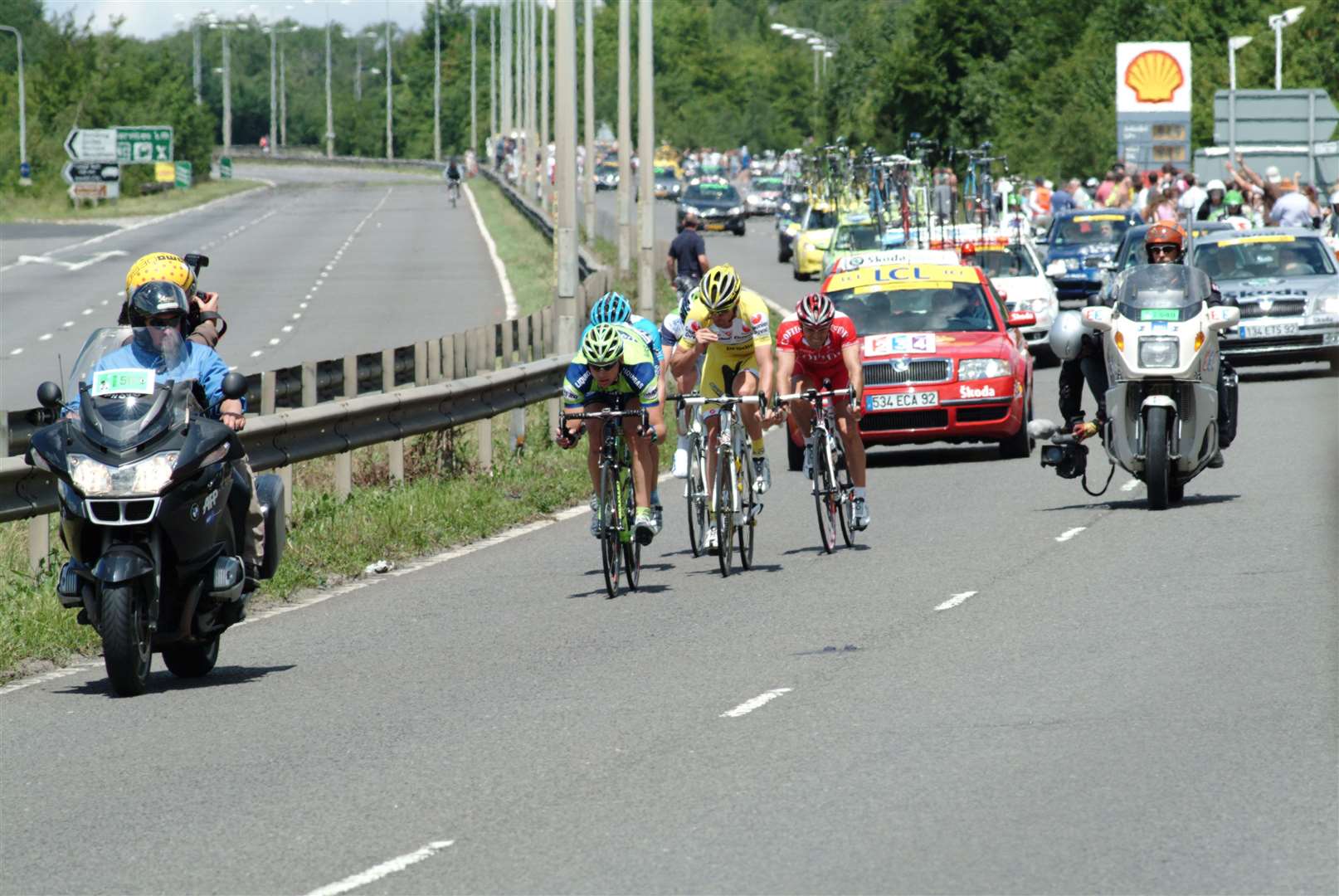 Breakaway leaders were four minutes clear as they went down Blue Bell Hill