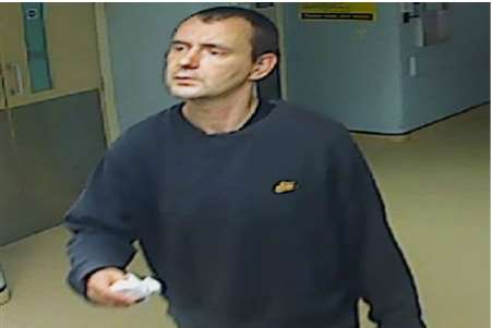 Arsonist Thomas Ashcroft caught on camera in 2012